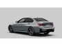 BMW 3-Serie 330e xDrive M Sport - Active Cruise Control - Elektrisch verstelbare/verwarmde stoelen - Comfort Access - Sportstoelen - Parking Assistant Plus - BMW Live Cockpit Professional - Getinte ruiten