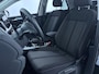 Volkswagen T-Roc 1.5 TSI Oranje Edition 150 pk Automaat (DSG) | Verlengde garantie | Navigatie via App | Parkeersensoren (Park assist) | Achteruitrijcamera | Autom. airco |