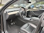 Tesla Model Y Long Range AWD 75 kWh VAN:40.900,- VOOR:37.440,- UW HERFSTVOORDEEL:3.460,- | SOH 94% | RIJKLAAR GELEVERD | AFNEEMBARE TREKHAAK |TESLA FABRIEKSGARANTIE TOT 06-2027 OF 80.000 KM | TESLA GARANTIE ACCU + AANDRIJFLIJN T/M 06-2031 OF 192.000 KM