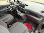 Peugeot e-Partner L2 50kWh 136pk | ACTIE | 8 jaar garantie | 2-zits | Houten afwerking laadruimte | Multimedia | Draadloze Apple Carplay en Android Auto | Achteruitrijcamera | Parkeersensoren achter | Digital cockpit | Stuurwielbediening | Bestuurdersstoel comfort | Reservewiel en krik | Tweede sleutel met afstandsbediening | van €31.834 voor 26.495 ex. BTW rijklaar