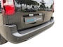Peugeot e-Partner L2 50kWh 136pk | ACTIE | 8 jaar garantie | 2-zits | Houten afwerking laadruimte | Multimedia | Draadloze Apple Carplay en Android Auto | Achteruitrijcamera | Parkeersensoren achter | Digital cockpit | Stuurwielbediening | Bestuurdersstoel comfort | Reservewiel en krik | Tweede sleutel met afstandsbediening | van €31.834 voor 26.495 ex. BTW rijklaar