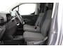 Toyota PROACE CITY Electric Challenger 50 kWh | Apple Carplay / Android Auto | Parkeersensoren achter | Camera | Bestuurdersstoel verwarmd | Stuurwiel verwarmd | LED koplampen | Cruise Control | Airco | 3-zits | Betonplex |