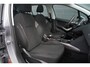 Peugeot 2008 1.2 PureTech Active 110 pk | Orig NL | Dealeronderhouden | Distributie recent vv | Navigatie | Panoramadak | Climat