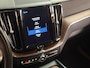 Volvo XC60 2.0 Recharge T6 AWD Business Pro | Pano | Carplay | Trekhaak | Camera | Stuur/Stoelverwarming