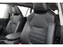 Toyota RAV4 2.5 Hybrid AWD Executive | Panoramadak | Trekhaak | Leder | Dodehoek detectie | Stoelverwarming/-ventilatie | JBL | 360 camera | Navigatie | Apple Carplay / Android Auto | Digitale binnenspiegel | 18 inch