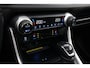 Toyota RAV4 2.5 Hybrid AWD Executive | Panoramadak | Trekhaak | Leder | Dodehoek detectie | Stoelverwarming/-ventilatie | JBL | 360 camera | Navigatie | Apple Carplay / Android Auto | Digitale binnenspiegel | 18 inch