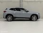 BMW X2 sDrive20i M Sport - Mesh Panodak HUD Navi Carplay Camera Bucket Sportstoelen Brooklyn Grau