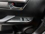 Toyota Hilux 2.8 D-4D Xtra Cab Invincible Leder Trekhaak 3.5t Navigatie Treeplanken Camera