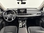 Mitsubishi Outlander 2.4 PHEV Intense MY26 / Afneembare trekhaak (1600 kg) / Adaptief Cruise Control / Apple Carplay&Android Auto / 1600kg trekgewicht / Full-Map Navigatie / Airco / Stoelverwarming Voor / 360 Camera + Sensoren /