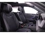 Volkswagen Tayron 1.5 eHybrid R-Line Edition 272pk DSG Automaat, Trekhaak, Panoramadak, Harman Kardon, Lederen bekleding, Stoelverwarming, Stuurverwarming, 360 camera, Head up display, Matrix LED koplampen, Navigatie, App-connect