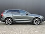Volvo XC60 2.0 T6 Plug-in hybrid AWD Ultra Dark / Luchtvering/ Head up display/ 360 camera /Panorama dak / Trekhaak/ Harman & Kardon / Stoelverwarming /