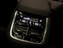 Volvo XC90 2.0 T8 Plug-in hybrid AWD Ultra Black Edition Harman Kardon HUD Keyless 7 Persoons Fabrieksgarantie