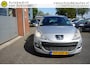 Peugeot 207 1.4 VTI 96PK ACTIVE MET NIEUWE APK NL AUTO 5 DEURS AIRCO CRUISECONTROL 4X ALL SEASON BANDEN TREKHAAK ELECTR.RAMEN/SPIEGELS