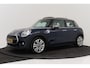 MINI Cooper 5-Deurs 1.5 Business | Org NL | Panoramadak | Dealer Ond. | Sportstoelen | Navigatie | Camera |