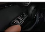 MINI Cooper 5-Deurs 1.5 Business | Org NL | Panoramadak | Dealer Ond. | Sportstoelen | Navigatie | Camera |
