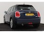 MINI Cooper 5-Deurs 1.5 Business | Org NL | Panoramadak | Dealer Ond. | Sportstoelen | Navigatie | Camera |