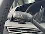 Volkswagen Golf Variant 1.5 eTSI R-Line Business+ *Panorama * Trekhaak * Stoelverwarming * LED * Apple carplay *