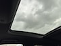 Volkswagen Golf Variant 1.5 eTSI R-Line Business+ *Panorama * Trekhaak * Stoelverwarming * LED * Apple carplay *