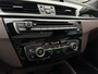 BMW X1 sDrive20i xLine Leder Panoramadak HiFi Pakket Head-Up Display PDC Afn. Trekhaak Sportstoelen 4S Banden