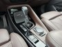 BMW X1 sDrive20i xLine Leder Panoramadak HiFi Pakket Head-Up Display PDC Afn. Trekhaak Sportstoelen 4S Banden