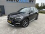 BMW X1 sDrive20i xLine Leder Panoramadak HiFi Pakket Head-Up Display PDC Afn. Trekhaak Sportstoelen 4S Banden