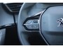 Peugeot 2008 1.2 130PK ALLURE PACK | TREKHAAK AFNEEMBAAR | NAVIGATIE 10" TOUCHSCREEN | APPLE CARPLAY/ANDROID AUTO | ACHTERUITRIJ CAMERA | 3-D INSTRUMENTENPANEEL | CLIMATE CONTROL | CRUISE CONTROL | KEYLESS ENTRY / START | 17" LICHTMETALEN VELGEN |