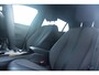 Peugeot 2008 1.2 130PK ALLURE PACK | TREKHAAK AFNEEMBAAR | NAVIGATIE 10" TOUCHSCREEN | APPLE CARPLAY/ANDROID AUTO | ACHTERUITRIJ CAMERA | 3-D INSTRUMENTENPANEEL | CLIMATE CONTROL | CRUISE CONTROL | KEYLESS ENTRY / START | 17" LICHTMETALEN VELGEN |