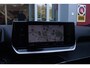 Peugeot 2008 1.2 130PK ALLURE PACK | TREKHAAK AFNEEMBAAR | NAVIGATIE 10" TOUCHSCREEN | APPLE CARPLAY/ANDROID AUTO | ACHTERUITRIJ CAMERA | 3-D INSTRUMENTENPANEEL | CLIMATE CONTROL | CRUISE CONTROL | KEYLESS ENTRY / START | 17" LICHTMETALEN VELGEN |