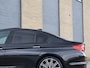 BMW 5-Serie 530i xDrive Sport Line | HUD | Comfortstoelen | Schuif-/kanteldak | 759i Individual