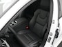 Volvo V60 T6 Recharge AWD Ultra Dark | 360° Camera | Bowers & Wilkins Soundsystem | Cruise control adaptief met Stop&Go en stuurhulp