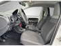 Volkswagen Up! 1.0 - 66PK UP! AIRCO/STOELVERW./5-DEURS