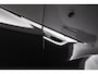 Volkswagen T-Roc 1.5 TSI 150pk DSG R-Line Business+ Trekhaak Camera Keyless LED Stoelverwarming Virtual Cockpit Navigatie