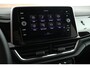Volkswagen T-Roc 1.5 TSI 150pk DSG R-Line Business+ Trekhaak Camera Keyless LED Stoelverwarming Virtual Cockpit Navigatie