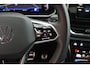 Volkswagen T-Roc 1.5 TSI 150pk DSG R-Line Business+ Trekhaak Camera Keyless LED Stoelverwarming Virtual Cockpit Navigatie