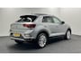 Volkswagen T-Roc 1.5 TSI Style Business+ PANO CARPLAY ADAPTIEF CRUISE 35000 KM.