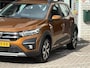 Dacia Sandero Stepway 1.0 TCe 90 Comfort | Trekhaak | NAP | Achteruitrijcamera | Climate Control | LED | DAB |