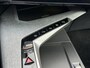 Peugeot e-5008 GT 73 kWh 7p | Adaptive Cruise Control | Elektrische Stoelen met Geheugenfunctie | Camera | Navigatie | Warmtepomp | Stoel/Stuurverwarming