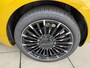 Fiat 500 1.0 Hybrid La Prima | Cruise Control | Achteruitrijcamera | Navigatie | Stoelverwarming | JBL Audio