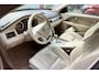 Volvo V70 2.0T Momentum automaat leder