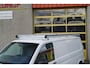 Volkswagen Transporter 2.0 TDI L2H1 Comfortline BJ2018 Pdc | Trekhaak | Airco | Cruise control | Extra getint glas | Tussenschot+Raam | Zijdeur | Achterdeuren+Raam | Imperiaal