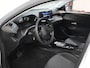 Peugeot e-208 EV Allure 51 kWh 156PK | 1ste eigenaar | AppleCarplay/AndroidAuto | FULL LED | Lederen Stuurwiel | Climate Control | Cruise Control | Isofix | Privacy Glass | Parkeersensoren |