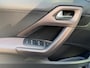 Peugeot 2008 1.2 PureTech Féline, afneembare trekhaak, panoramadak, nieuwe distributieriem, vele opties! , NL auto met nap