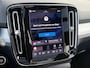 Volvo XC40 2.0 B4 Plus Dark Elektr. stoelverstelling / Harman Kardon Audio / Trekhaak/ Keyless Drive / Verw. voorruit / Stoel- en stuurverw. / Adapt. Cruise / BLIS