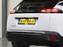 Peugeot e-2008 EV Business 54 kWh 156PK | 1ste eigenaar | AppleCarPlay/AndroidAuto | Climate Control | Cruise Control | Camera | LED | Navigatie | Parkeersensoren | Privacy Glass | Isofix |