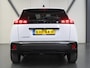 Peugeot e-2008 EV Business 54 kWh 156PK | 1ste eigenaar | AppleCarPlay/AndroidAuto | Climate Control | Cruise Control | Camera | LED | Navigatie | Parkeersensoren | Privacy Glass | Isofix |