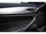 BMW 5-Serie Touring 530e xDrive M-Sport | LEDER | STOELVERWARMING | TREKHAAK | 19"
