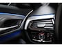 BMW 5-Serie Touring 530e xDrive M-Sport | LEDER | STOELVERWARMING | TREKHAAK | 19"