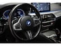 BMW 5-Serie Touring 530e xDrive M-Sport | LEDER | STOELVERWARMING | TREKHAAK | 19"