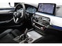 BMW 5-Serie Touring 530e xDrive M-Sport | LEDER | STOELVERWARMING | TREKHAAK | 19"