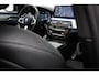 BMW 5-Serie Touring 530e xDrive M-Sport | LEDER | STOELVERWARMING | TREKHAAK | 19"